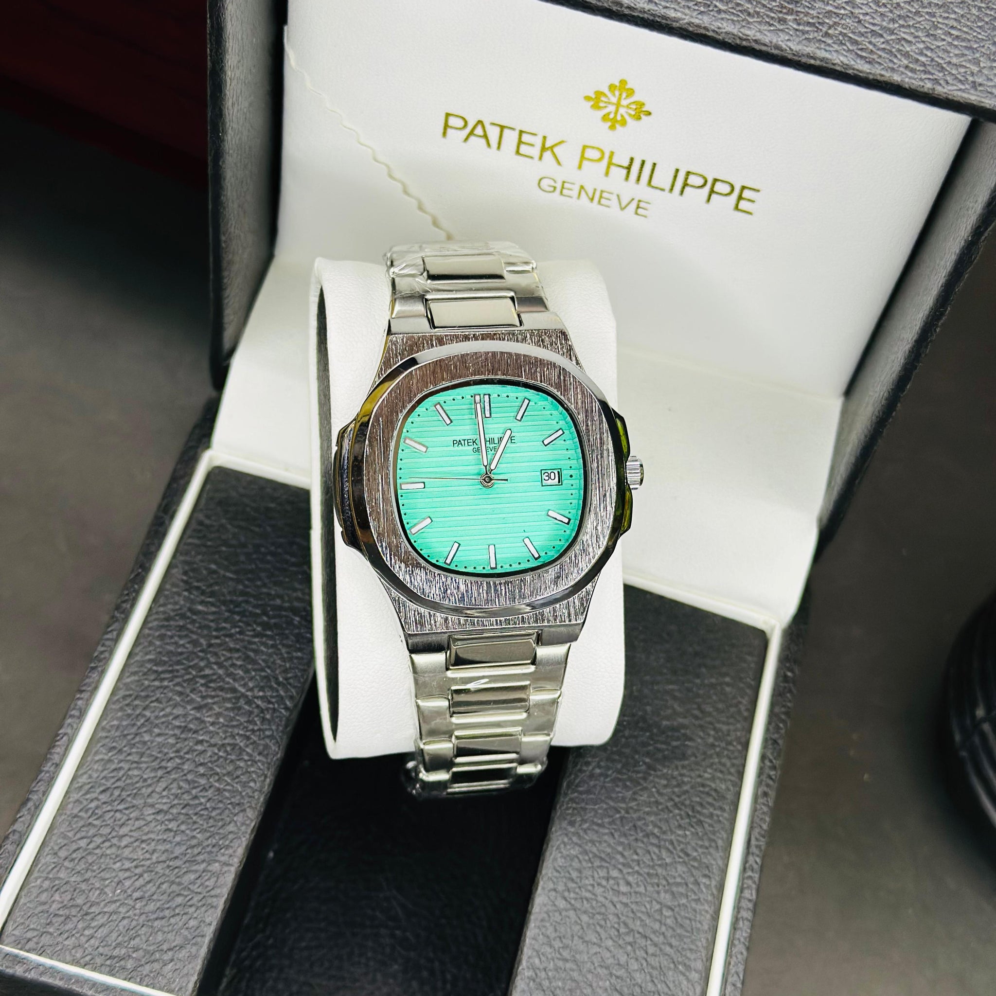 Patek Philippe Style – Luxury Timepiece Collection