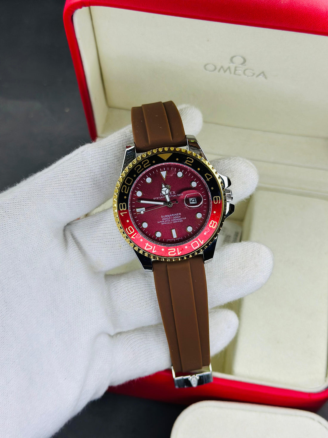 Rolex Submariner Style Date – Luxury