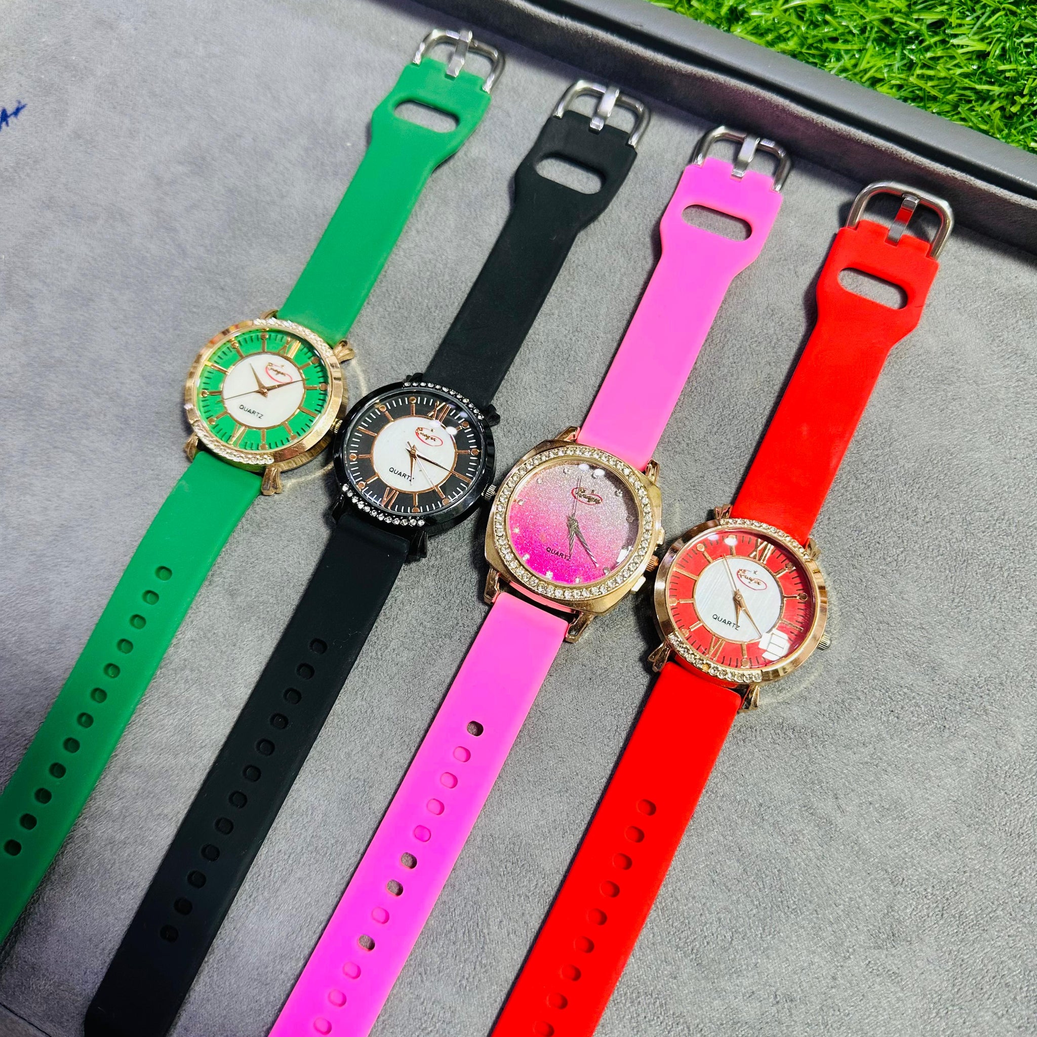 Fmale Silicon straps
